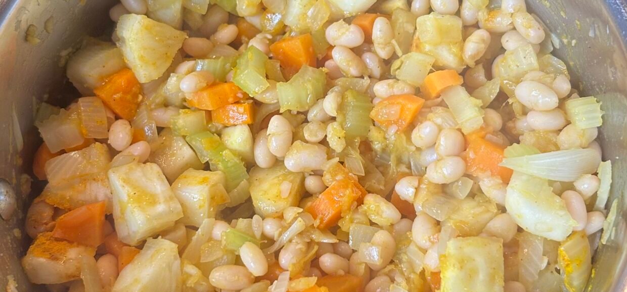 White Bean and Yucca Curry