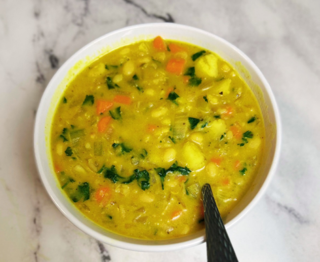Creamy White bean and Yucca Curry