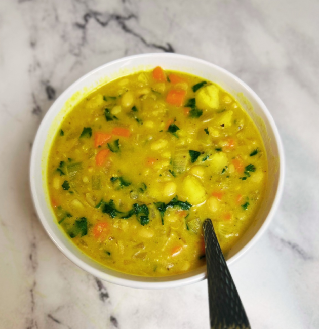 Creamy White bean and Yucca Curry