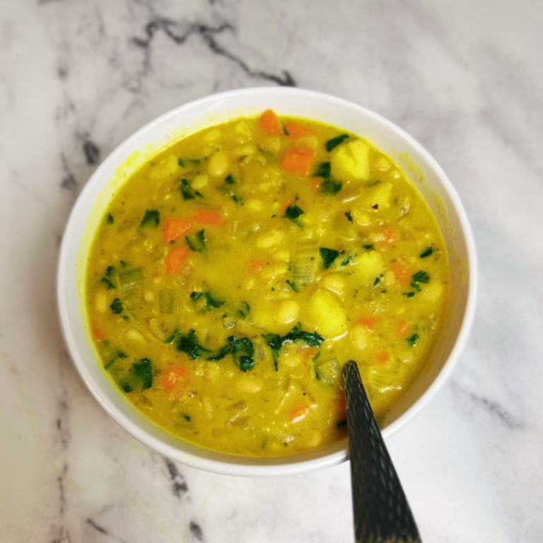 Creamy White bean and Yucca Curry