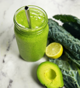 Healthy  Kale and Avocado Smoothie