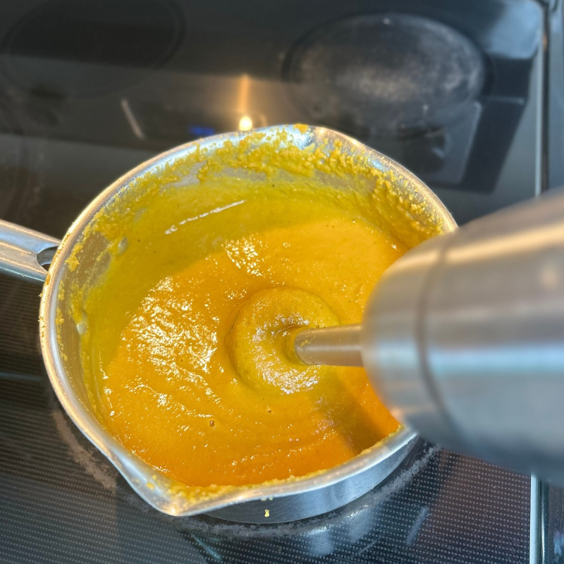 Lentil and carrot soup blend
