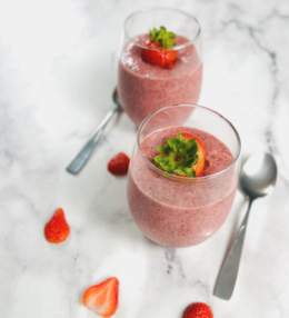 Healthy Strawberry Chia Pudding