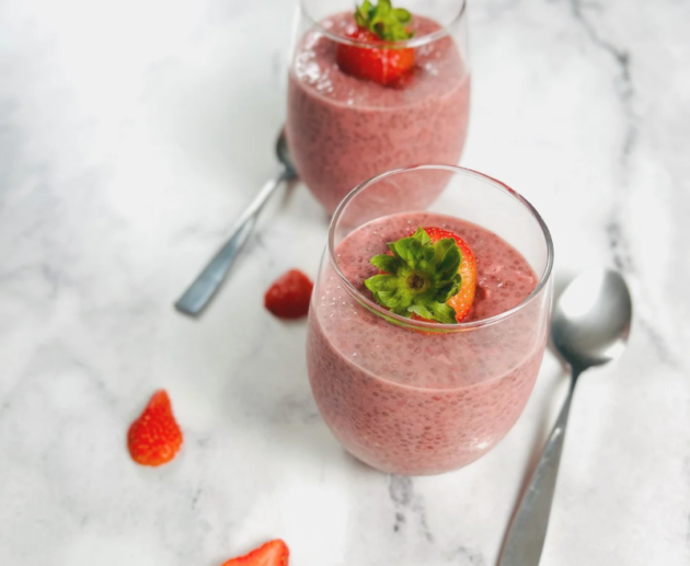 Strawberry Chia pudding
