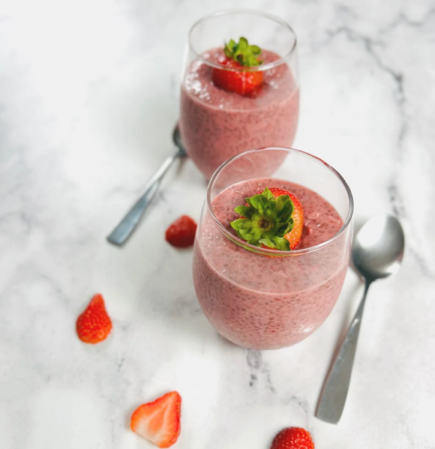 Strawberry Chia pudding